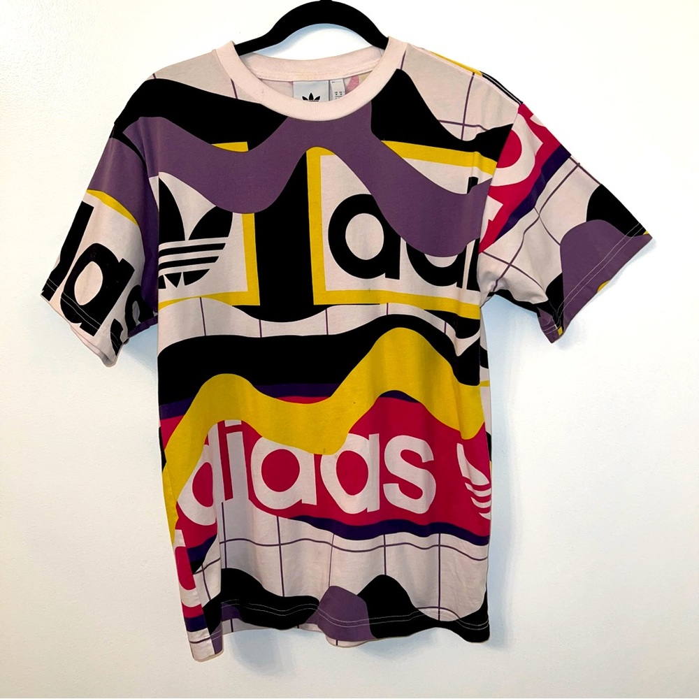 Adidas‎